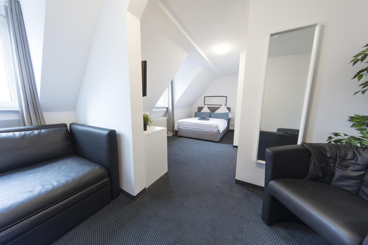 Hotel Berolina Haus à Düsseldorf Extérieur photo